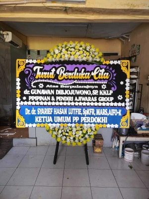Papan Bunga di Pondok Kelapa
